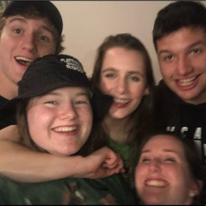 Meet your Posher, Hannah